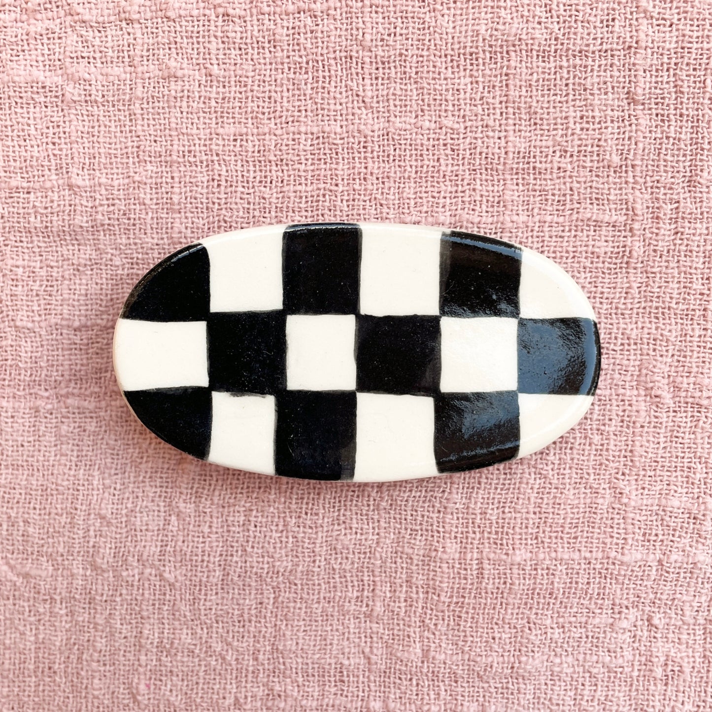 monochrome checkered hair clip