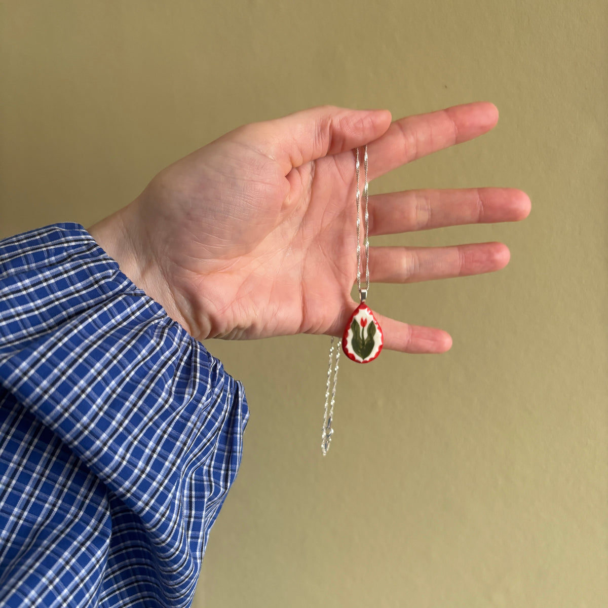 porcelain tulip pendant