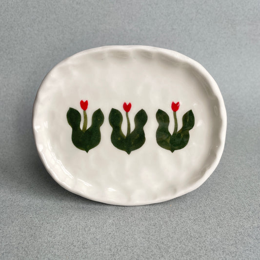 three tulips soap dish