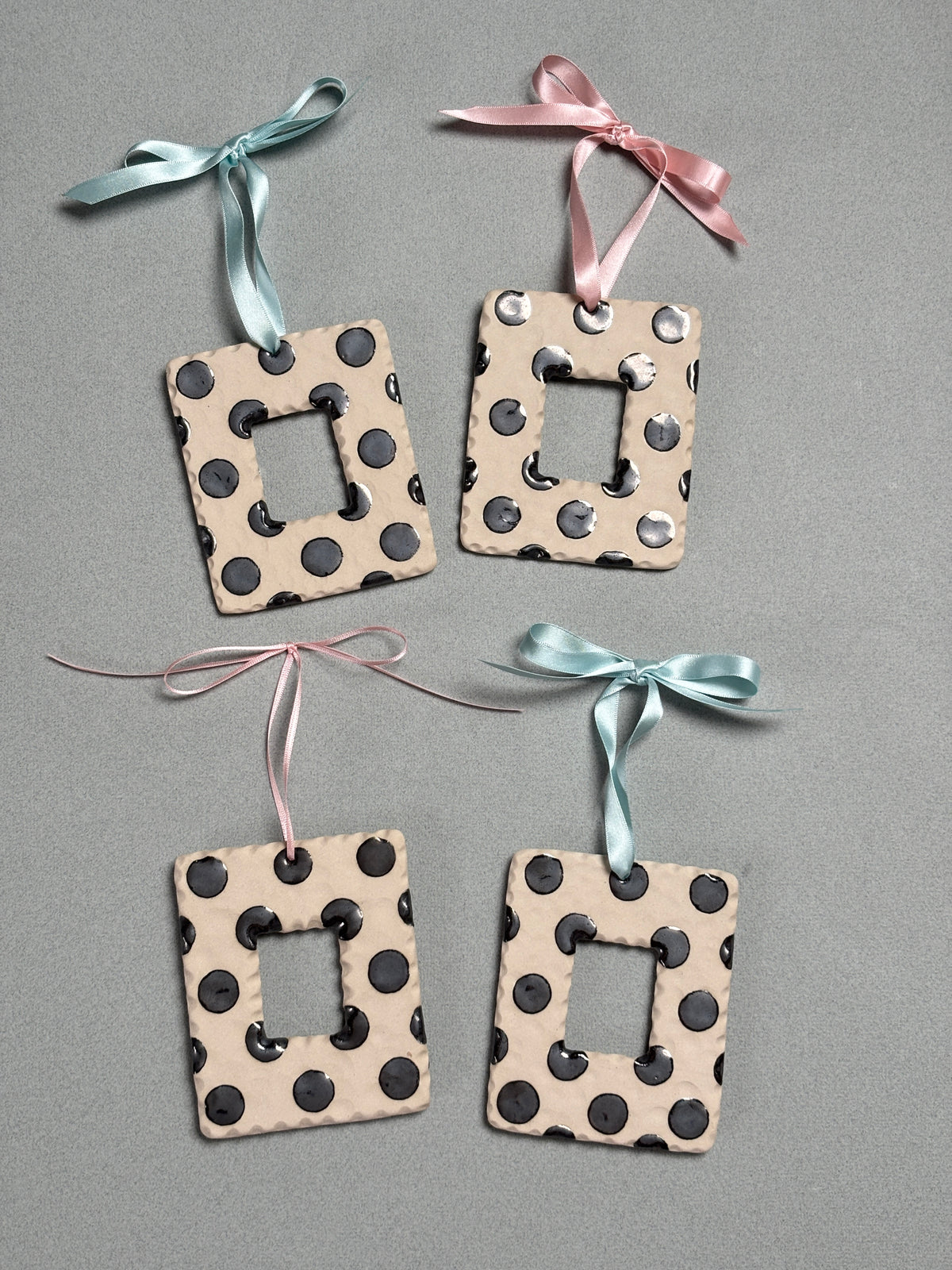 *pre-order* silver polka dot photo frame