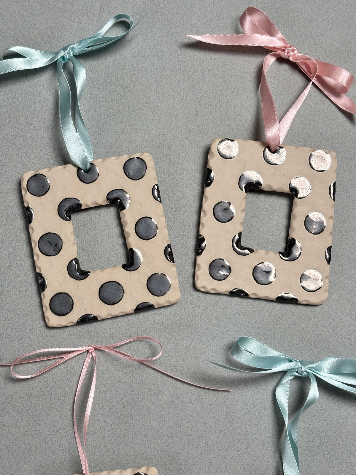 *pre-order* silver polka dot photo frame