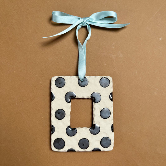*pre-order* silver polka dot photo frame