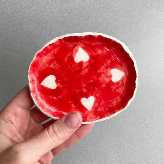 red heart soap dish