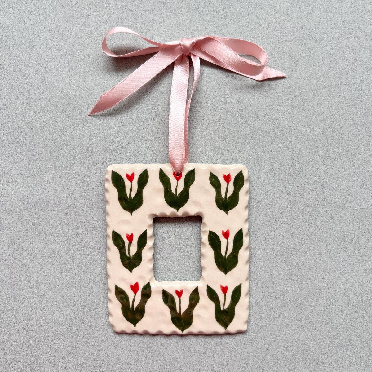 pink ribbon photo frames