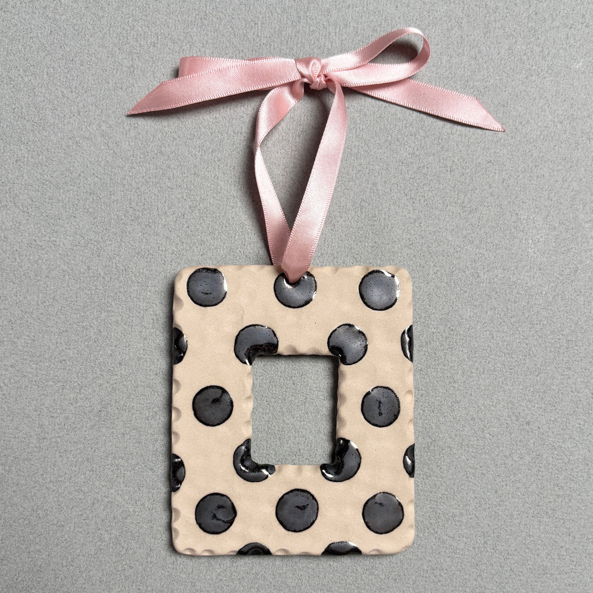 *pre-order* silver polka dot photo frame