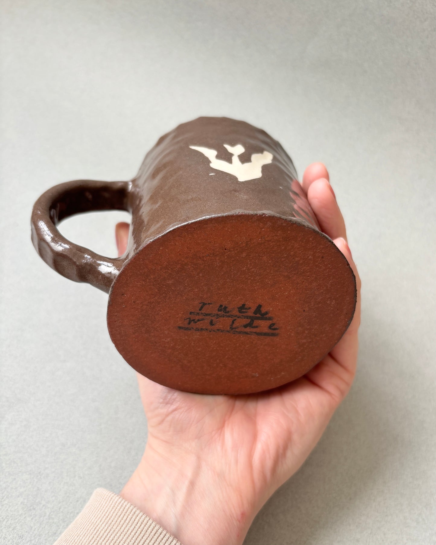 nerikomi tulip mug brown